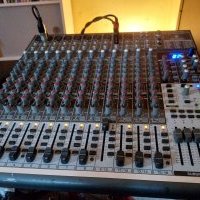 Table de Mixage Behringer